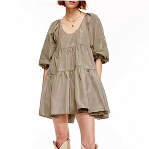 Aritzia Wilfred Fantasy Babydoll Dress pistachio green